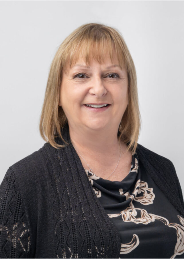 Shelley MacGregor